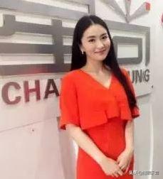 生活时尚频道人气美食主持人杨乐_上海台主持人杨乐老公-4