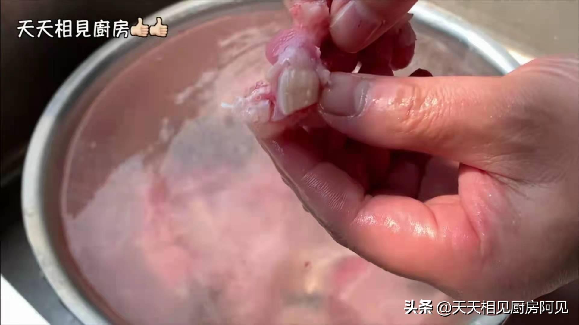 酸菜鱼的做法_手把手教你酸菜鱼的做法-7