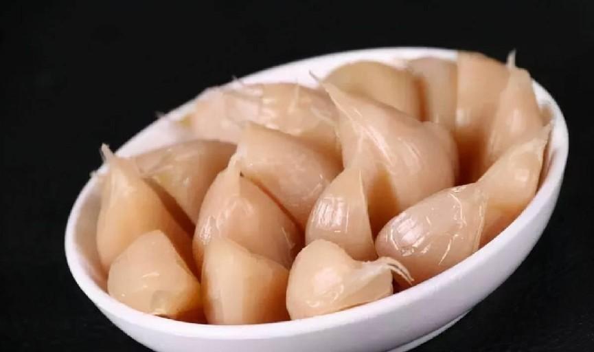 糖蒜的腌制方法家常简单_10斤糖蒜腌制方法及配方-4