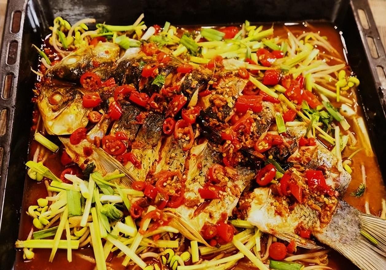 烤鱼的制作方法和配料（电烤箱烤鱼的家常做法）-12
