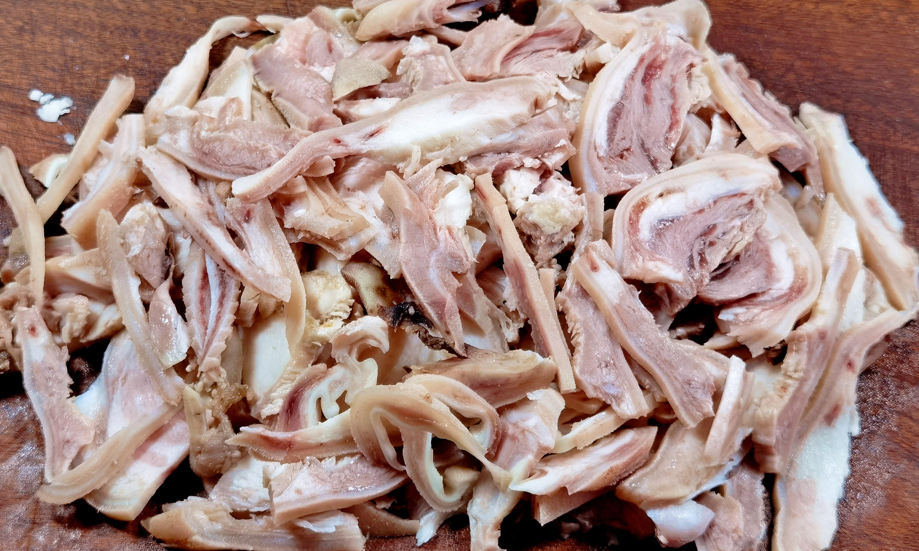 炖羊肉汤怎么炖好吃又烂无膻味（炖羊肉汤都放什么材料）-1