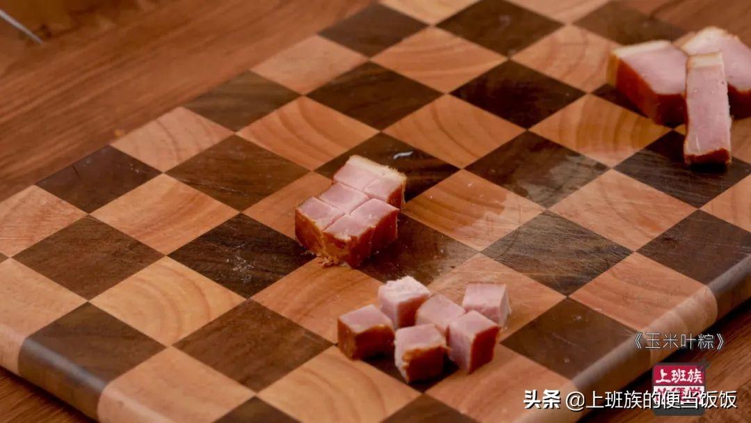 粽子的做法简单_包粽子的材料和做法-11