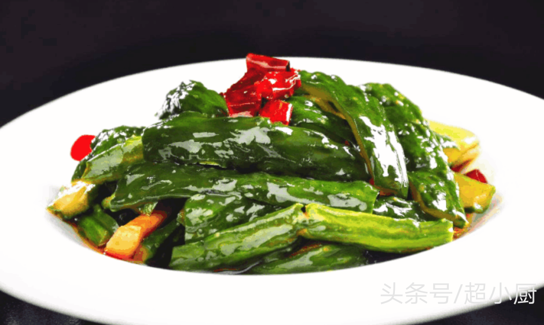 自制酱黄瓜的腌制方法（腌制小黄瓜扭又脆又绿）-3