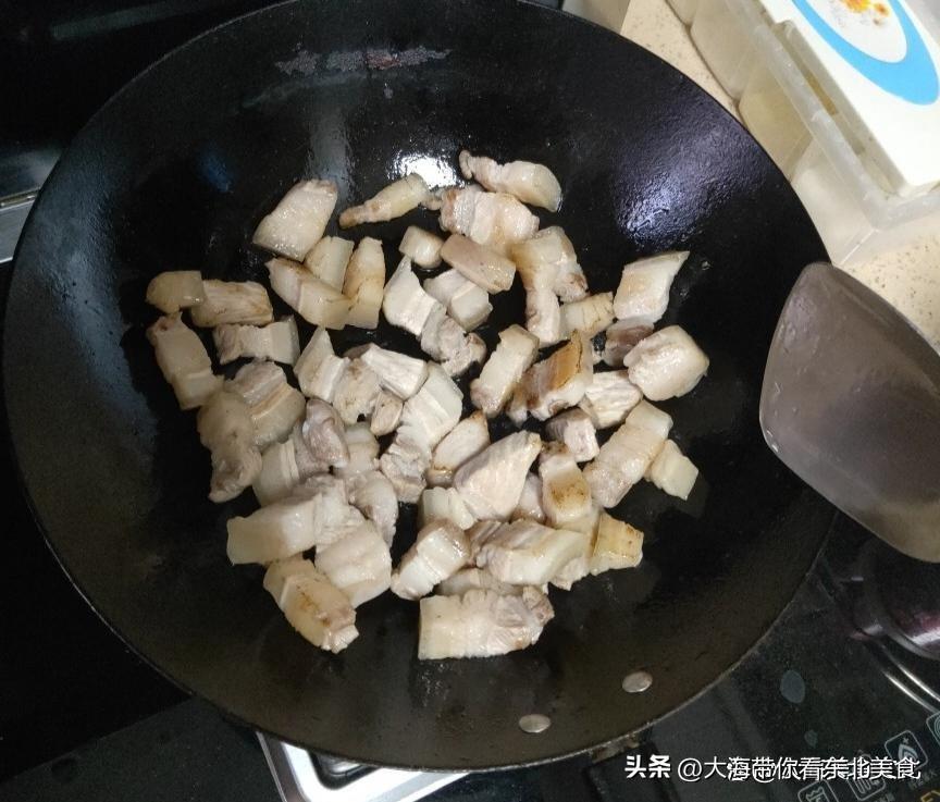 红烧肉炖土豆怎么做好吃 ？（红烧肉炖土豆的简单做法）-5