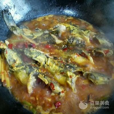 红烧黄骨鱼的家常做法（红烧黄骨鱼怎么做好吃又简单）-6