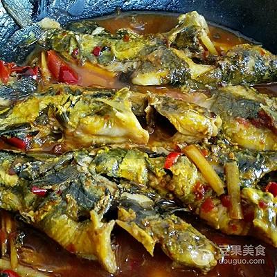 红烧黄骨鱼的家常做法（红烧黄骨鱼怎么做好吃又简单）-7