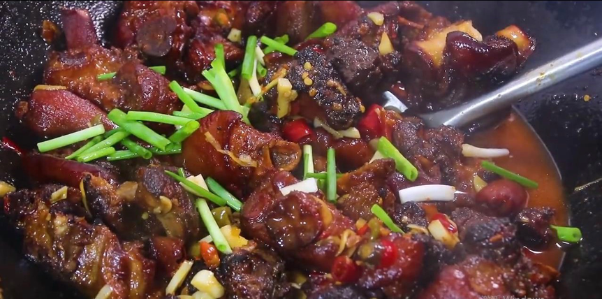 怎样做猪蹄好吃家庭做法（猪蹄炖黄豆怎么做）-10