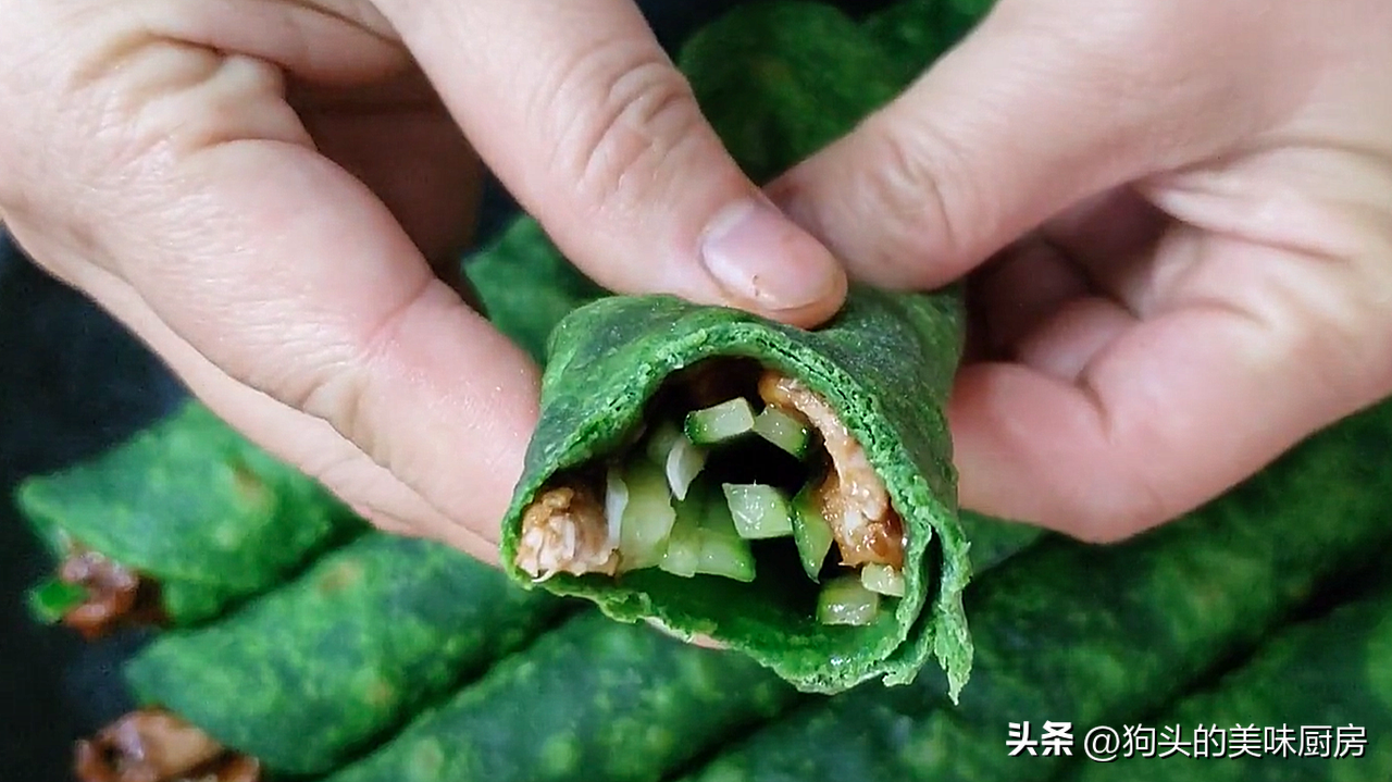 卷饼可以卷什么菜好吃（菠菜卷怎么做好吃窍门）-3