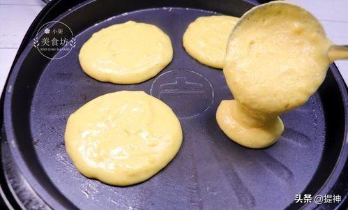 烙玉米面饼怎么做又软又好吃（玉米面饼的和面的方法）-4