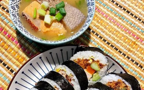寿司卷的材料有哪些_寿司家庭版做法