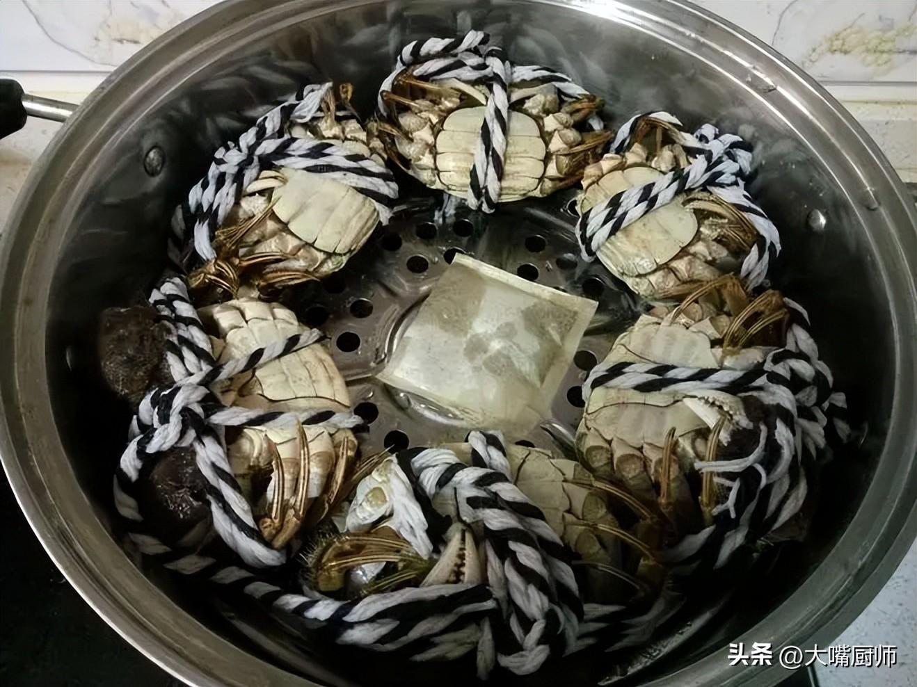 清蒸大螃蟹要多少分钟 螃蟹怎样蒸才好吃-4