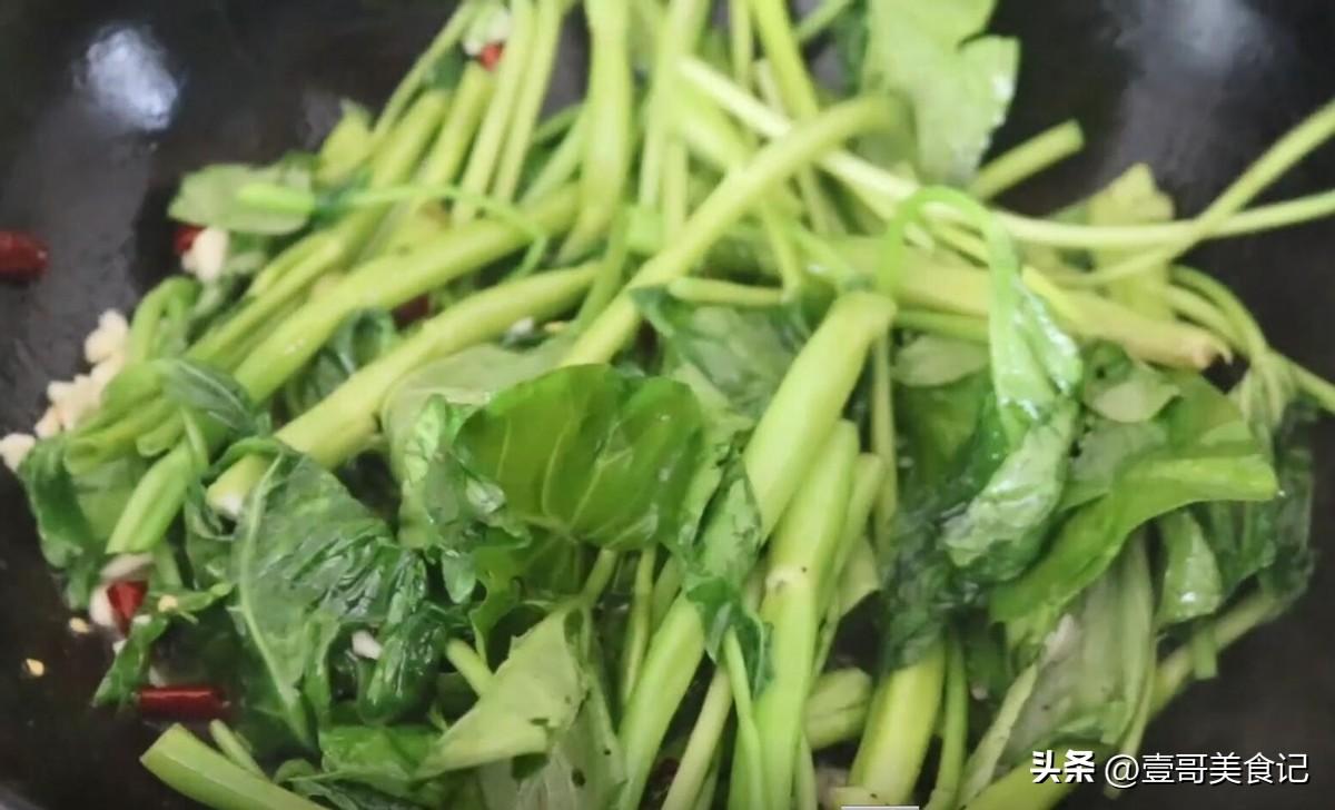 空心菜怎么做好吃又简单_空心菜的做法-6