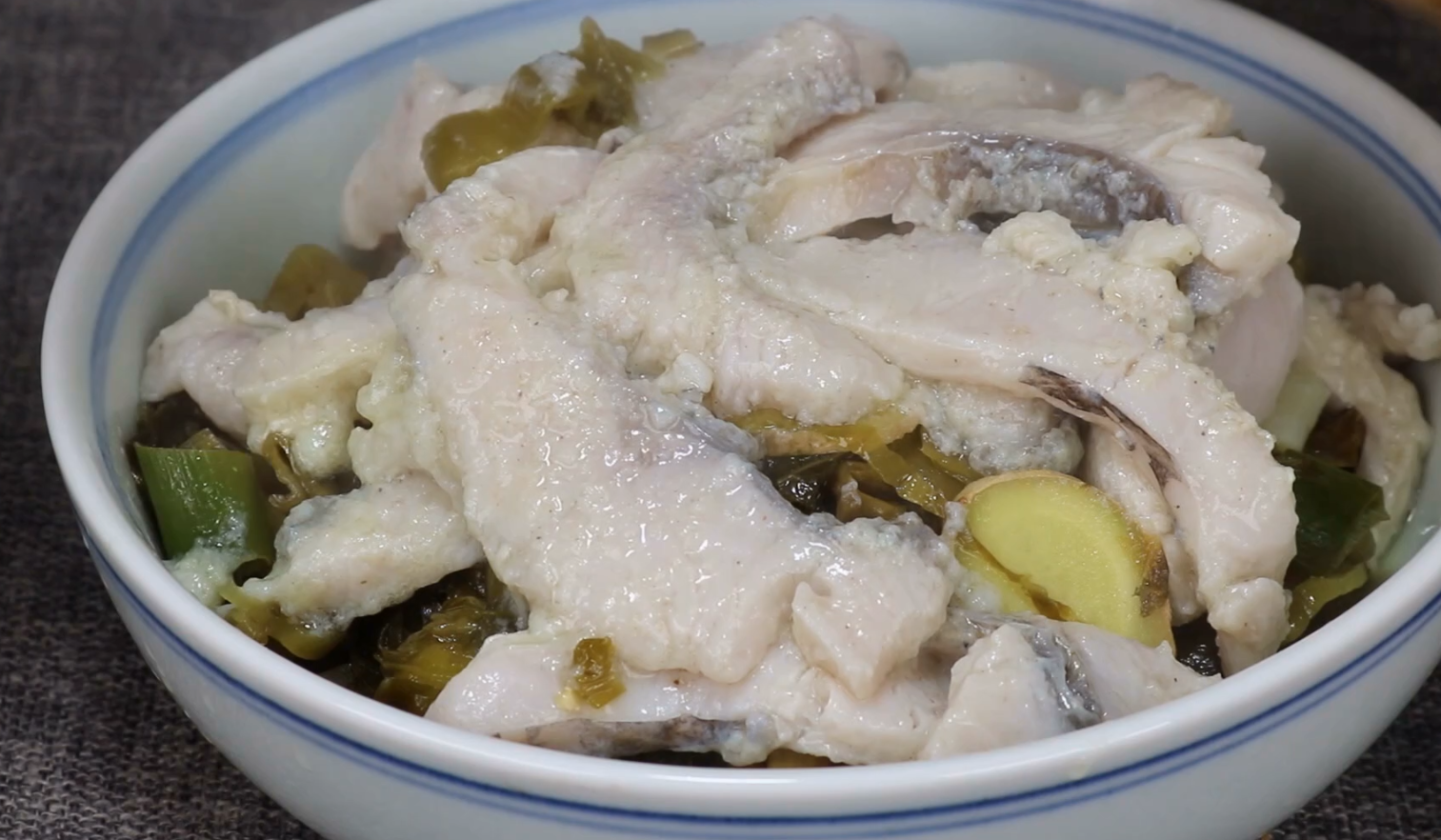 酸菜鱼制作（酸菜鱼正宗做法怎么做）-5