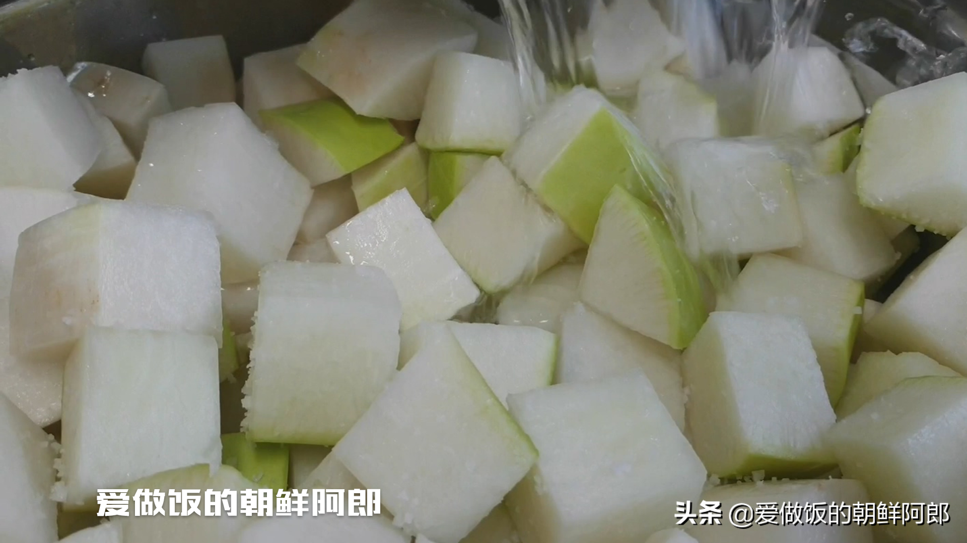 萝卜泡菜的制作方法，萝卜泡菜怎么泡又脆又好吃-6