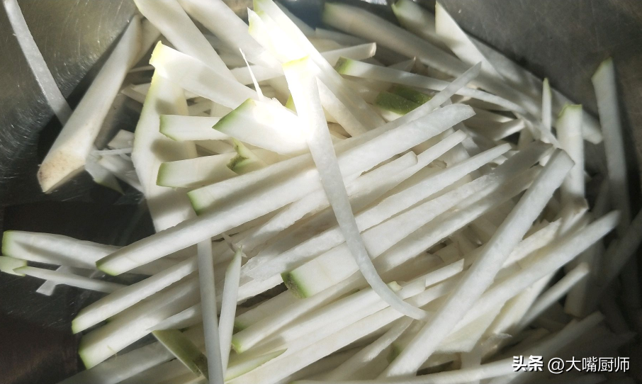 芥菜丝怎么做最好吃（河南芥菜丝最简单的腌制方法）-4