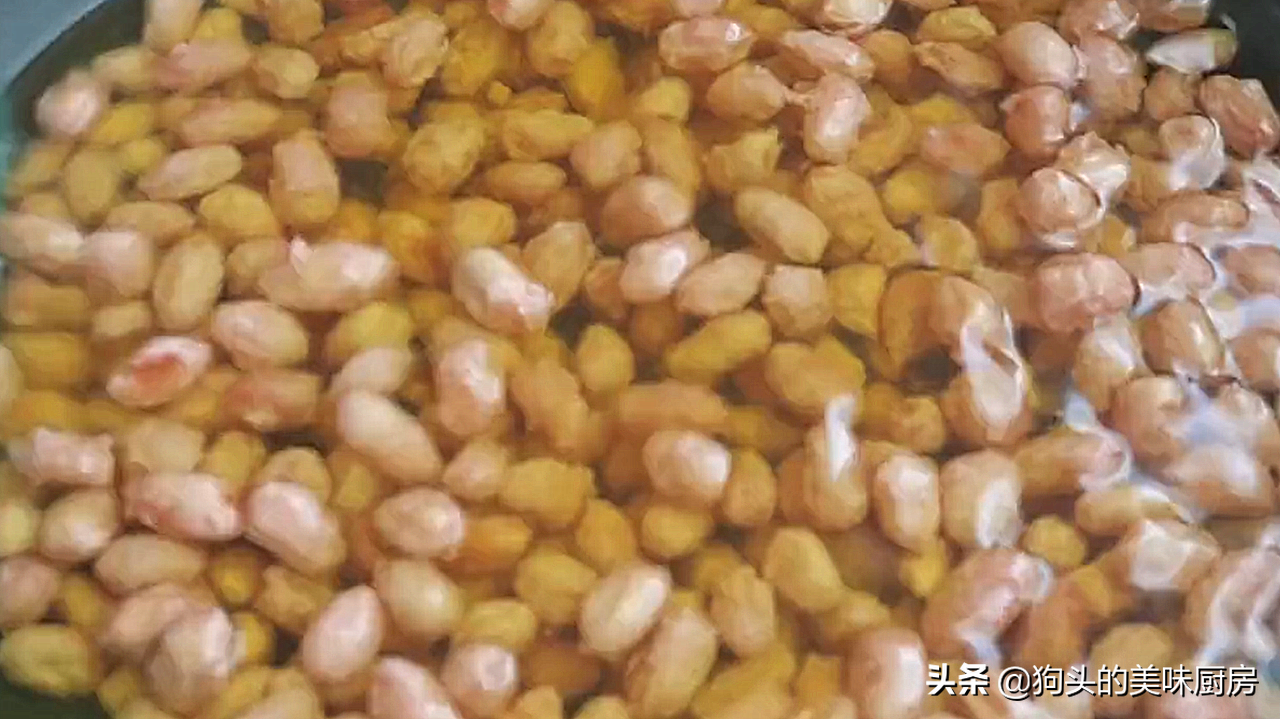 炸花生米怎么炸才香又脆（老式花生糖的做法）-11