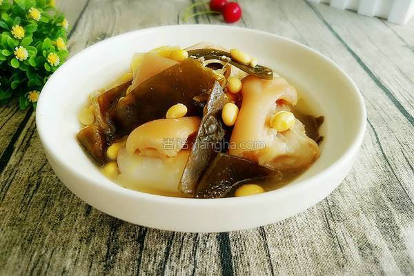 黄豆海带炖猪蹄的做法（猪脚可以和海带黄豆一起炖吗）-1