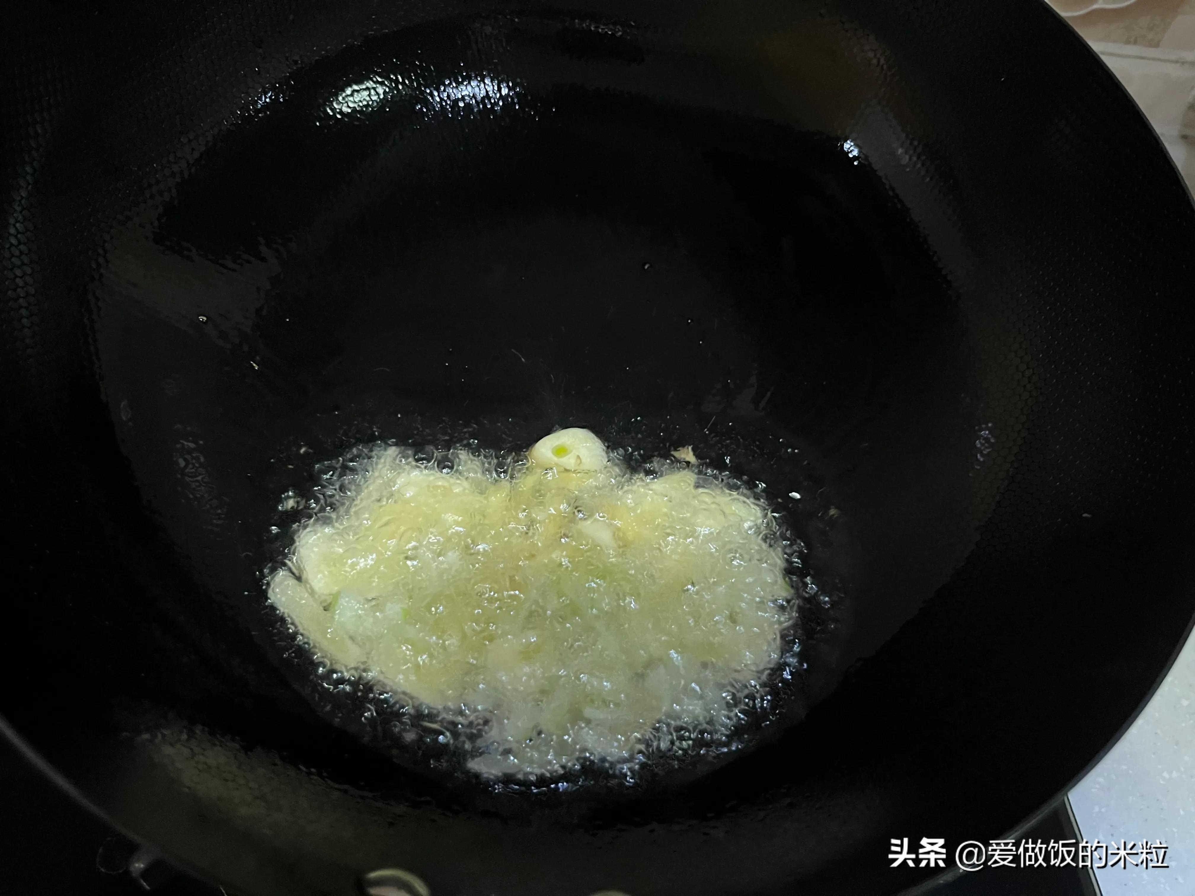 扇贝肉的做法大全家常爆炒，尖椒扇贝肉怎么炒好吃？-7