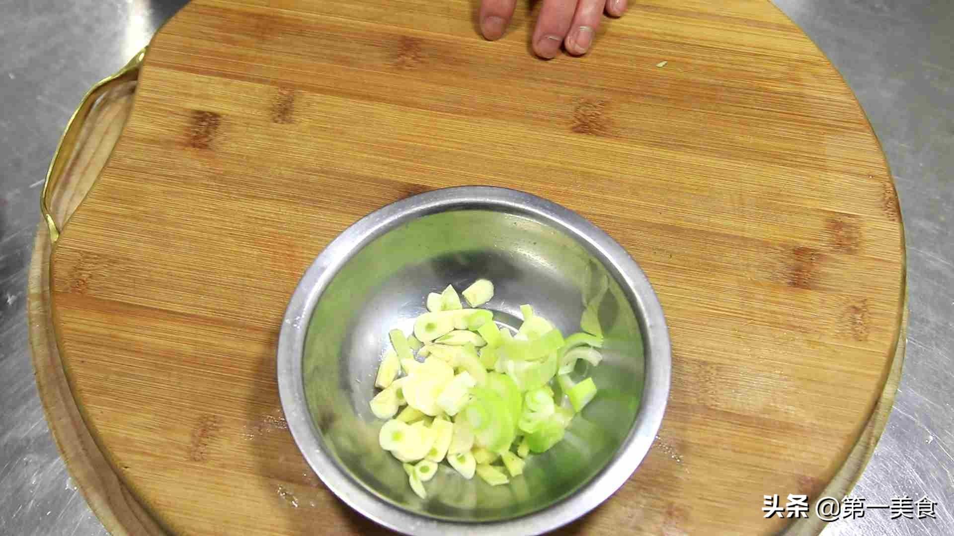 红烧鱿鱼的家常做法窍门，红烧鱿鱼干怎么做好吃又简单-6