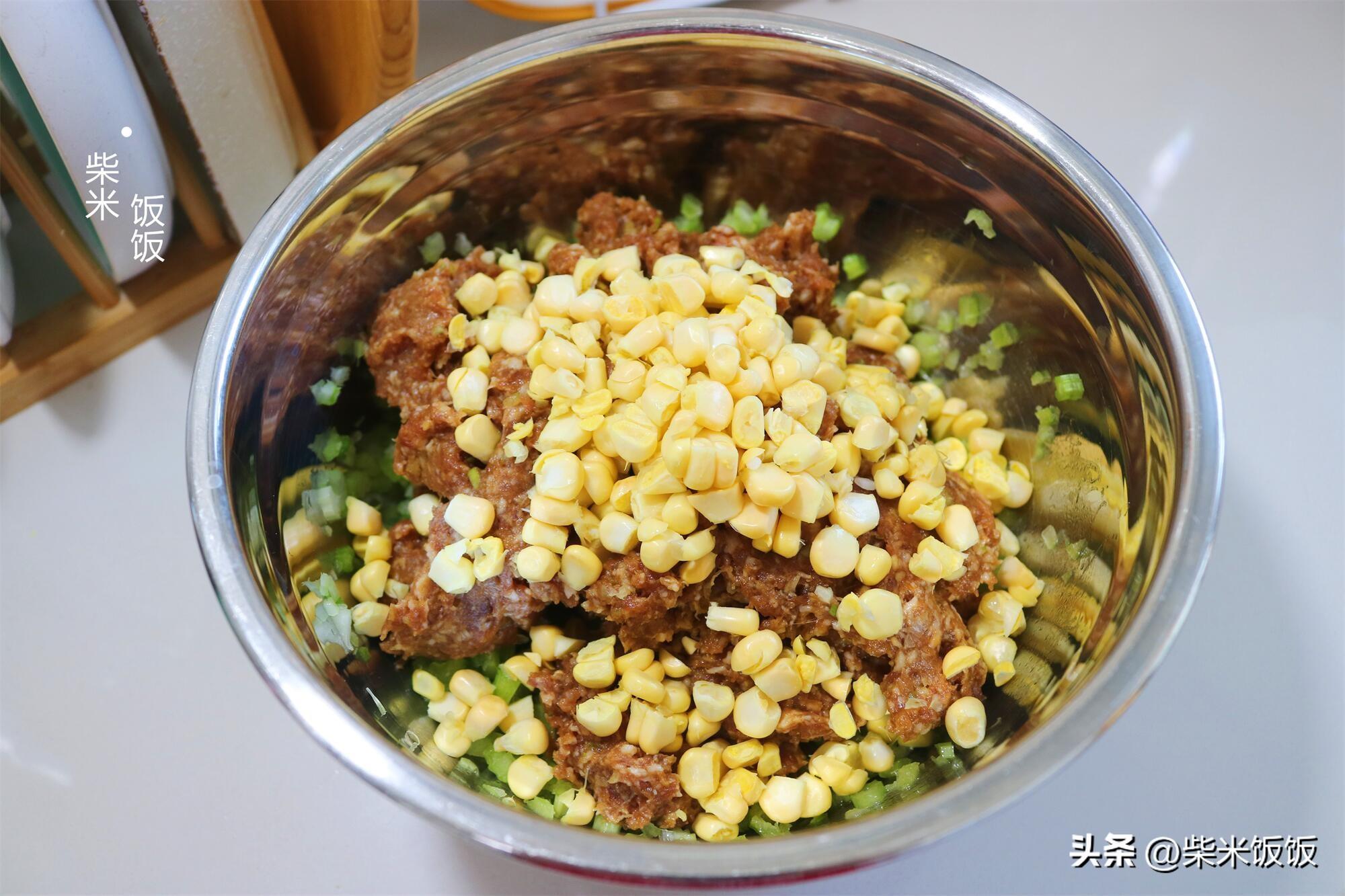 芹菜猪肉包子馅的做法，猪肉芹菜馅最佳搭配-8