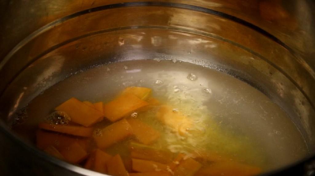 南瓜粥的做法家常做法 小米粥南瓜怎么煮？-7