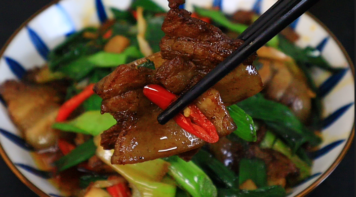 回锅肉的做法教程窍门_回锅肉煮肉要煮多久-9