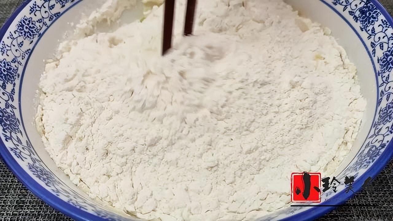 发面炸油饼的做法大全，酵母发面炸油饼的方法-4