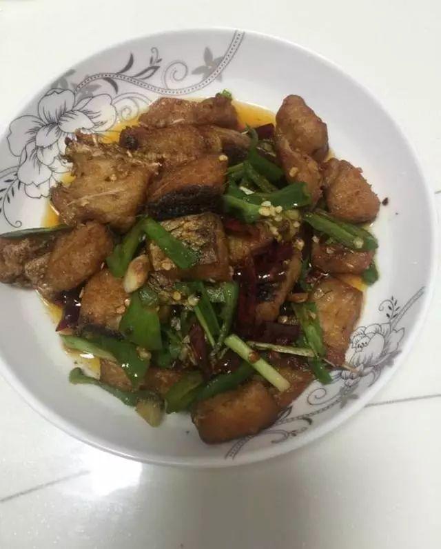 糍粑鱼做法大全图解法，冷冻腌制糍粑鱼的做法-5