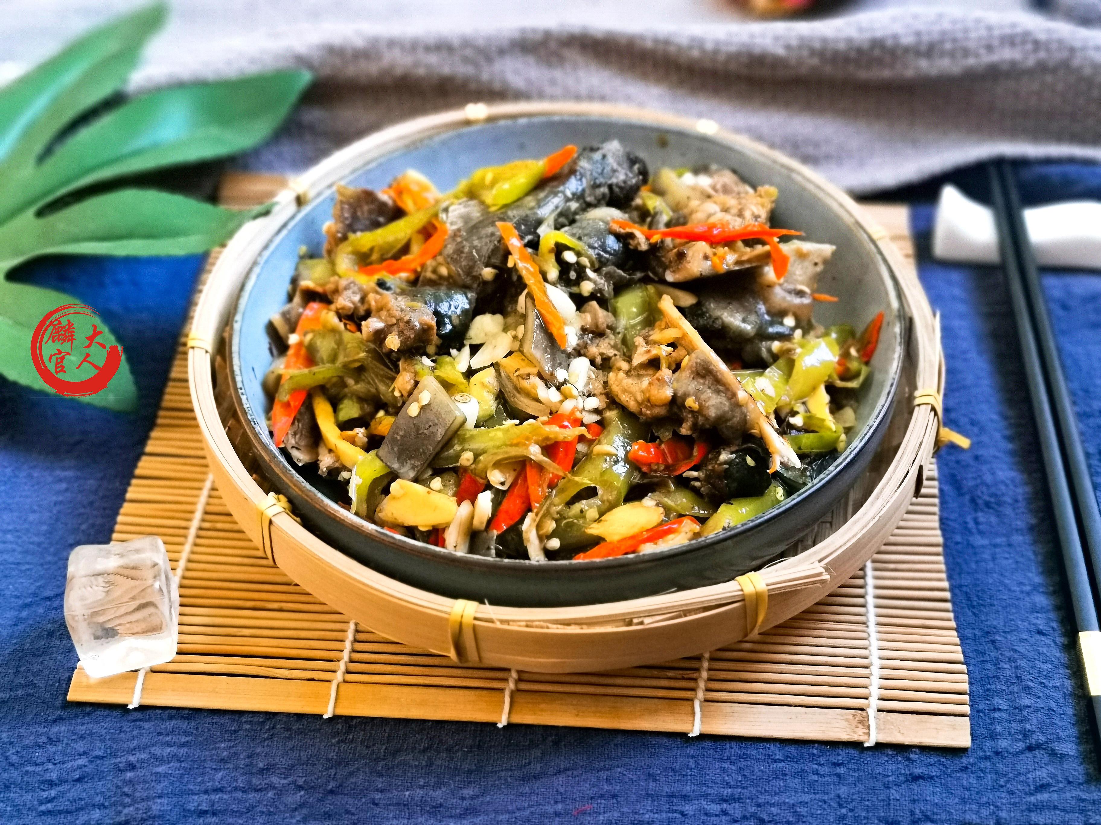 甲鱼怎样宰杀（甲鱼和什么一起炖最好）-1