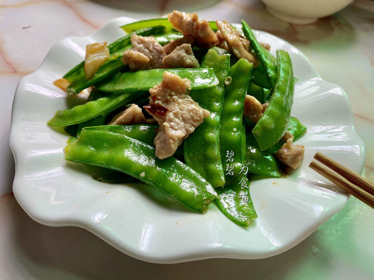 荷兰豆炒肉怎么做好吃_荷兰豆炒肉丝怎么炒-8