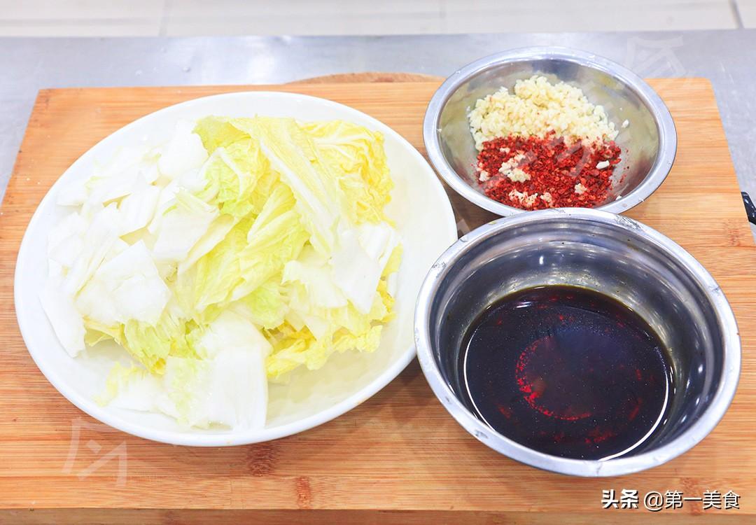 白菜怎么做好吃家常菜（炒大白菜的家常做法）-26