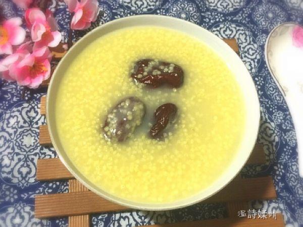 红枣银耳粥的做法「分享」-1