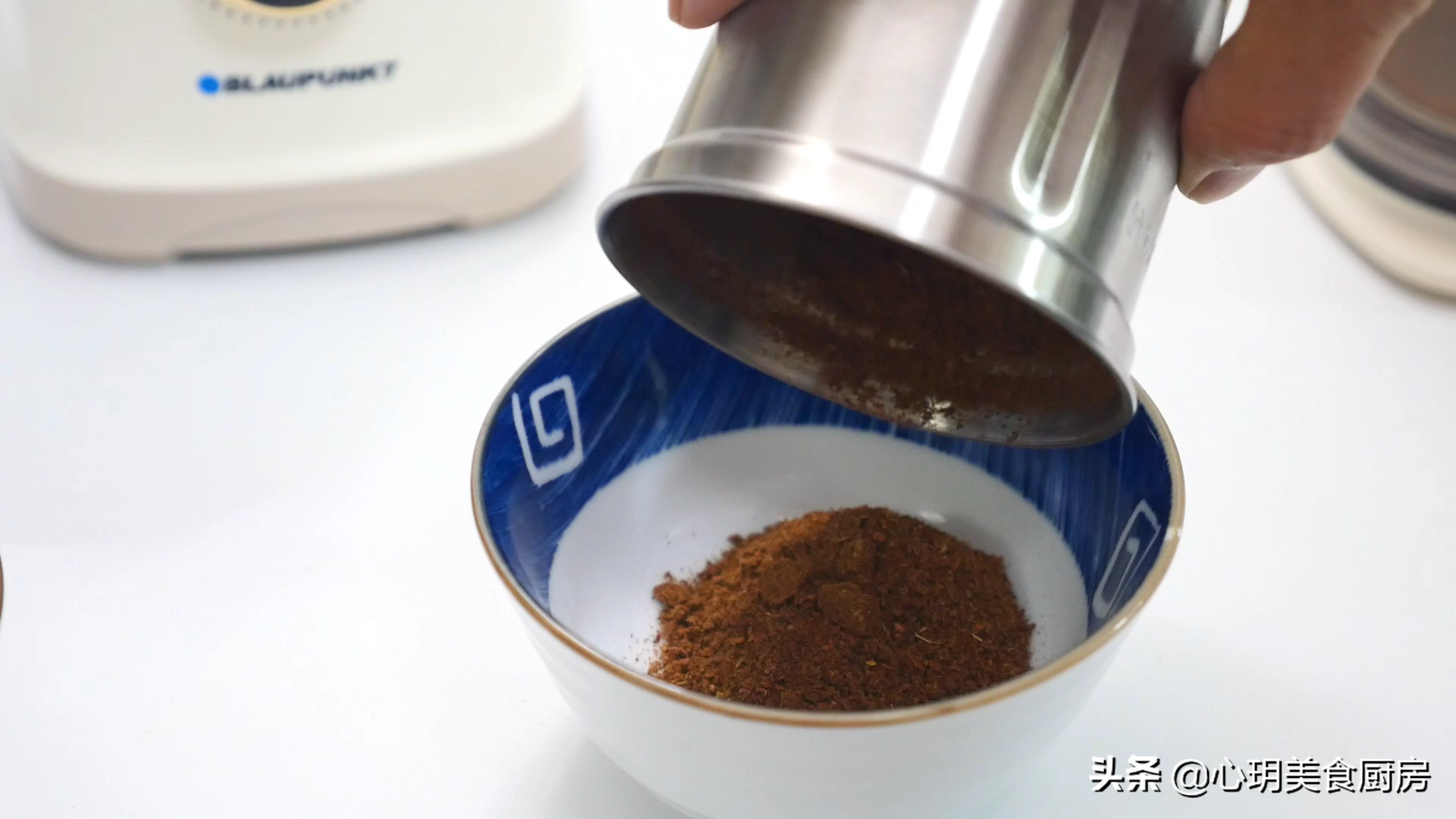 椒盐的制作方法及配方_椒盐粉的配方比例-13