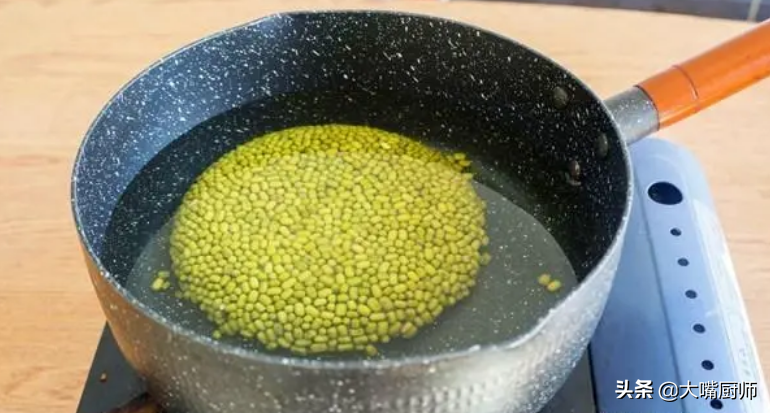 绿豆怎么煮容易烂小窍门 怎样煮绿豆粥又快又烂-6
