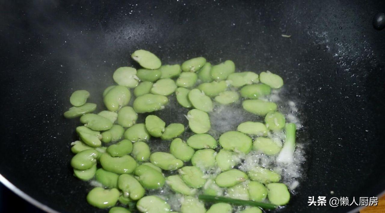 蛏子汤的家常做法（蛏子汤怎么做好吃又简单）-10