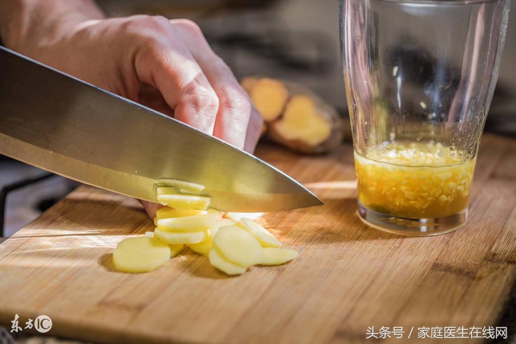 红糖姜枣茶怎么做（生姜红枣茶的功效与作用做法）-3