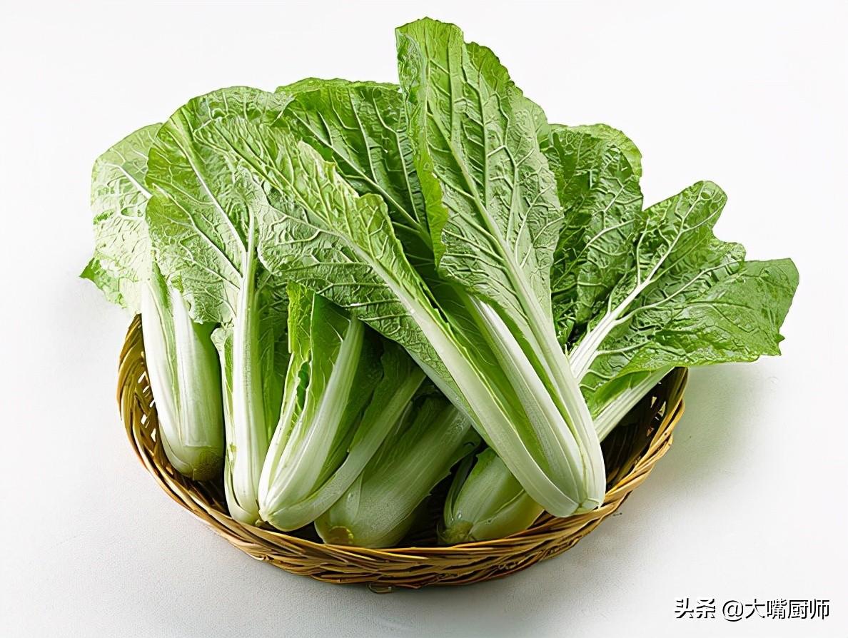 清炒小白菜的家常做法 素炒小白菜怎么做好吃-1