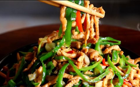 青椒炒肉丝用什么肉好，（青椒肉丝的做法）