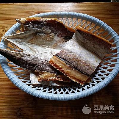 鳗鱼干怎么做好吃又简单，干鳗鱼如何烧好吃-4