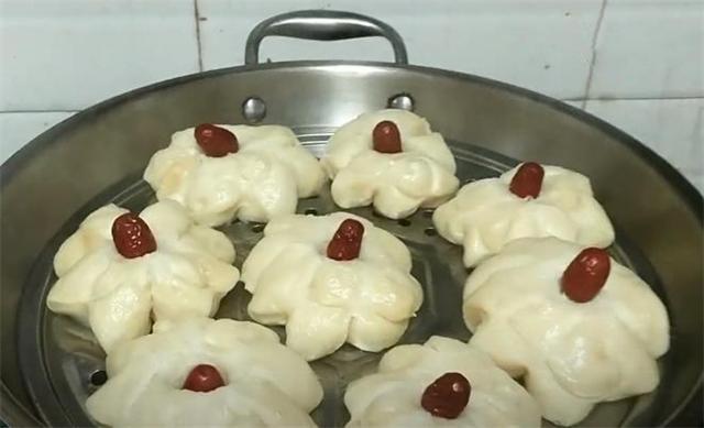 枣馒头的做法大全花样怎么做_怎样做枣馒头好看又好吃-1