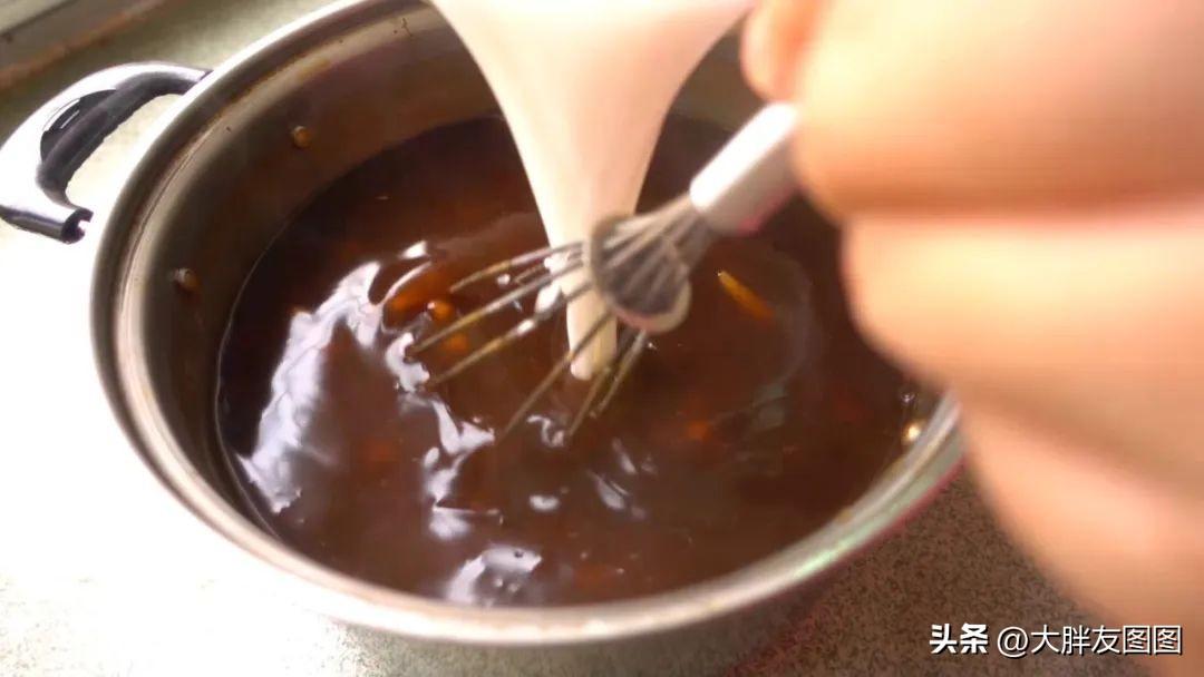 怎样做马蹄糕的最简单方法，马蹄糕怎么做好吃又简单-6