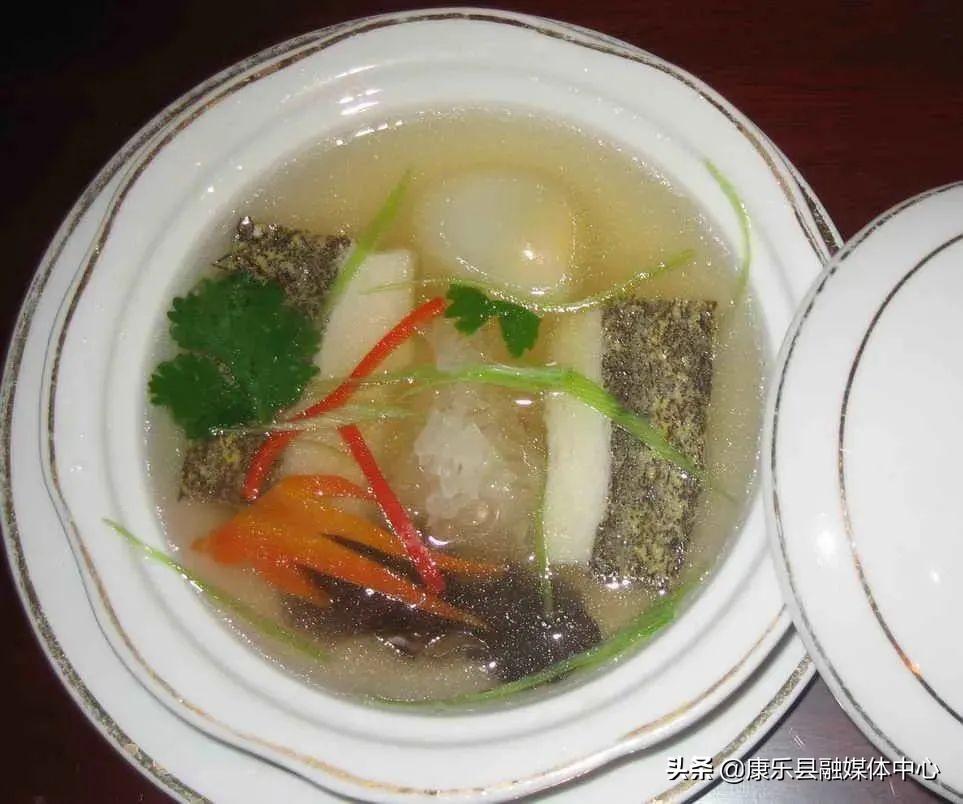 发菜怎么做汤（发菜银耳鸽蛋汤怎么做）-1