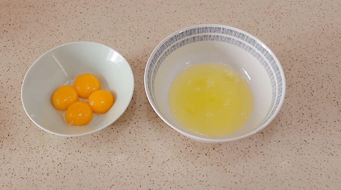 电饭锅做最简单的蛋糕（电饭锅蛋糕怎么做）-3