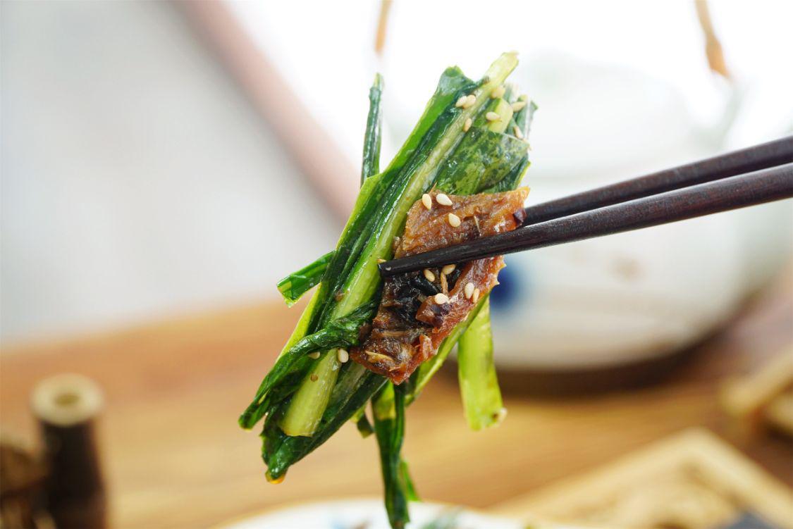 豆豉鲮鱼油菜的做法大全（油麦菜炒豆豉鲮鱼窍门）-2
