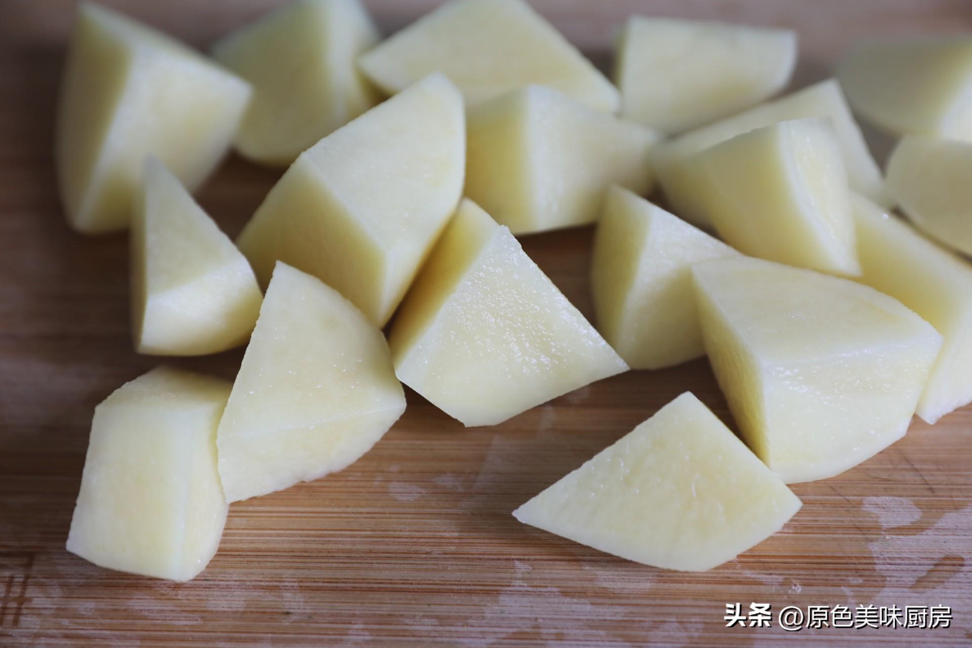 排骨炖土豆怎么做好吃（排骨汤炖土豆的做法）-7