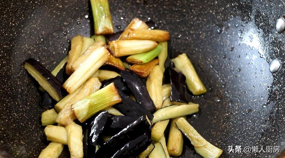 红烧茄子的家常做法 鱼香茄子的家常做法-10