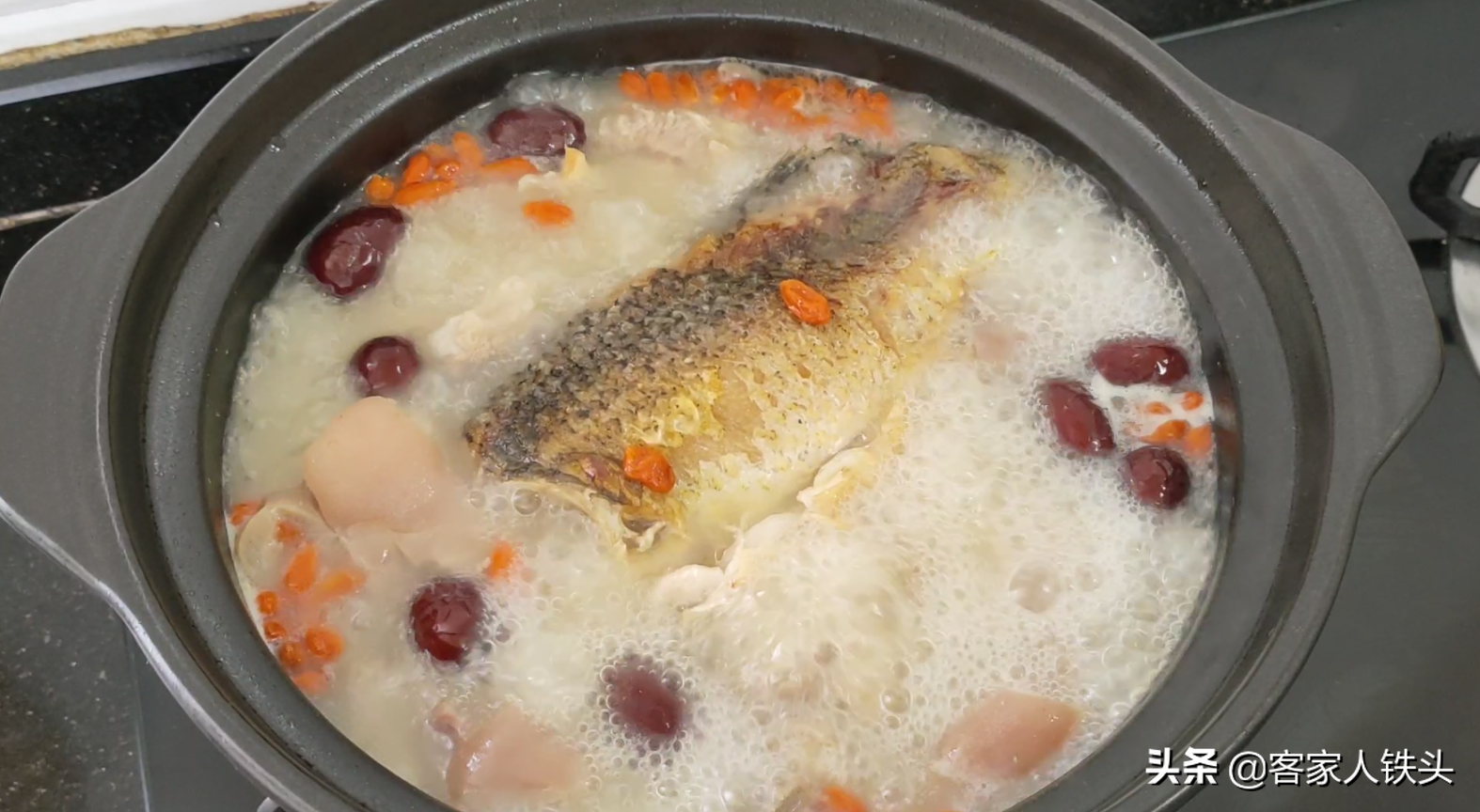 羊肉汤锅的做法及配料（羊肉怎么煲汤有营养）-10