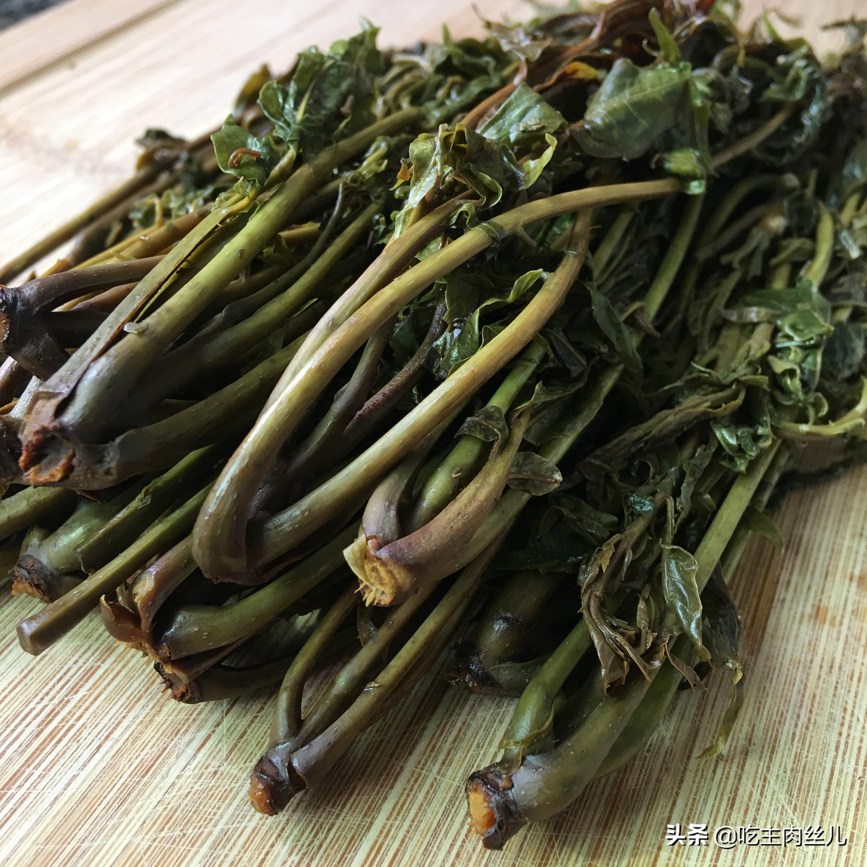 香椿的做法家常炒菜，香椿咸菜怎么做好吃？-3