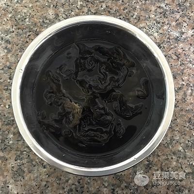 美白养颜汤的做法大全（黑木耳能美容养颜吗）-2