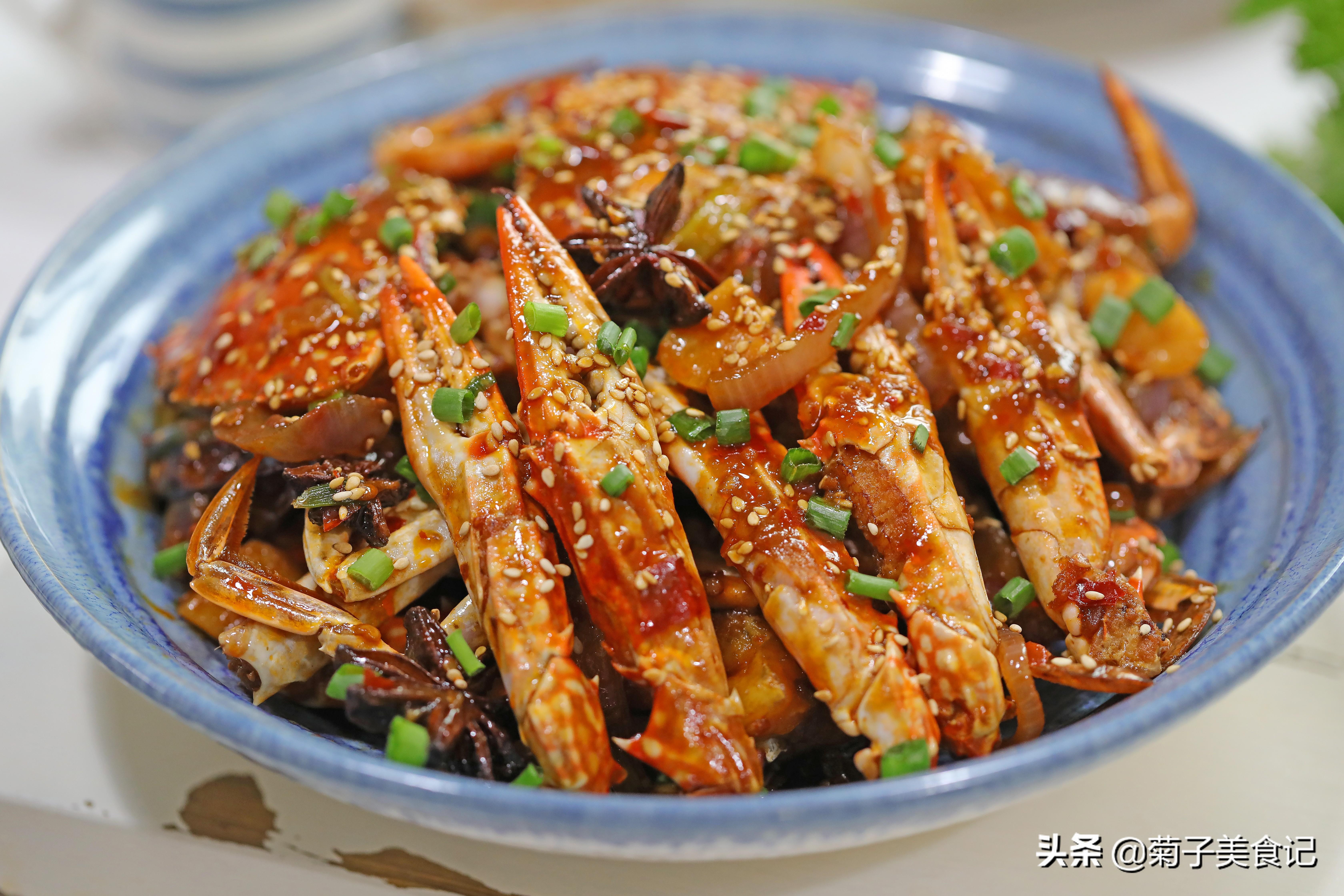 家庭制作香辣蟹的方法（香辣蟹的制作方法和教程）-2